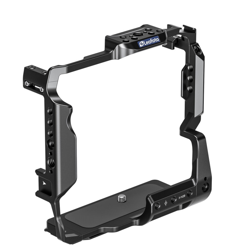 Leofoto X-H2(s) cameracage vooraanzicht met lange bovenplaat en centrale 1/4-inch bevestigingsschroef.