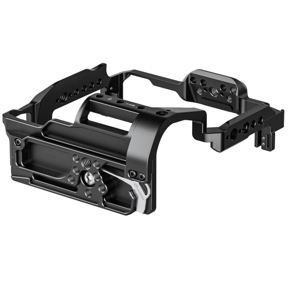 Leofoto X-H2(s) cameracage onderaanzicht met uitsparing voor batterijgreep en Arca-Swiss profiel.