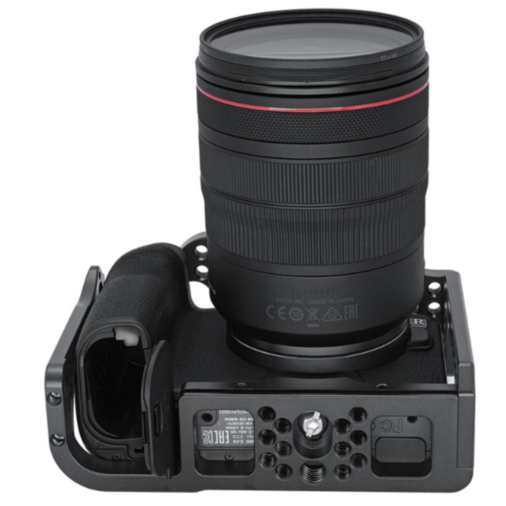 Leofoto EOS R cameracage voor Canon, bovenaanzicht van Canon EOS R met lens in cameracage met Arca-Swiss bodemplaat.