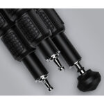 Leofoto LG-284C Tripod detail van verwisselbare statiefvoeten met rubbervoet en roestvrijstalen spikes.