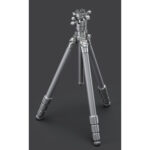 Leofoto LG-324C Tripod staand in werkhoogte met uitgeklapte poten en gemonteerde kop