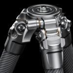 Leofoto LG-324C Tripod close-up van de kop en poten met verstelhoeken en draaiknoppen