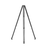 Leofoto LVC-253C Tripod wijd uitgezette poten voor lage‑hoekopnamen.