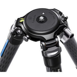 Leofoto LMR-364C Tripod close-up van afneembare topplaat met waterpas.