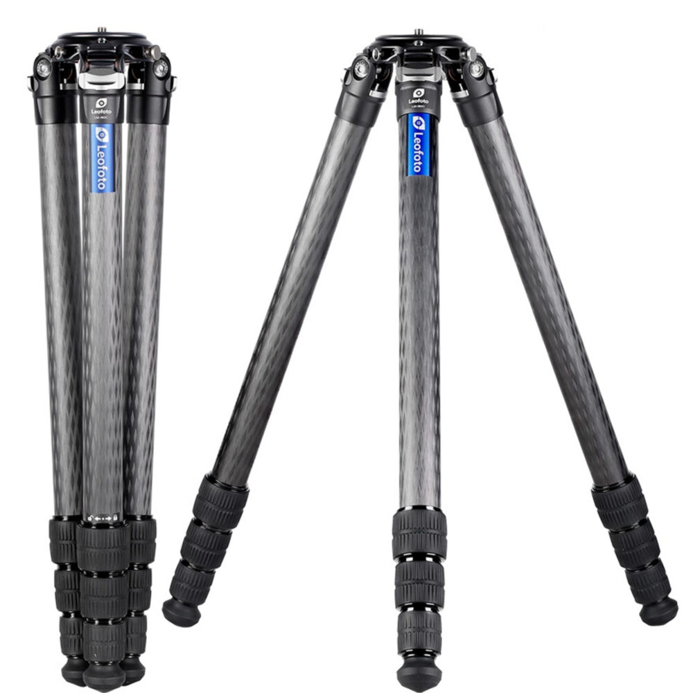 Leofoto LM-364CL Tripod ingeklapt carbon Summit-statief met samengevouwen poten.