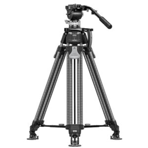 Leofoto LVF-163C + BV-15 Videostatiefset compleet opgesteld met carbon driepoot, midden spreider en BV-15 videokop met handgreep.