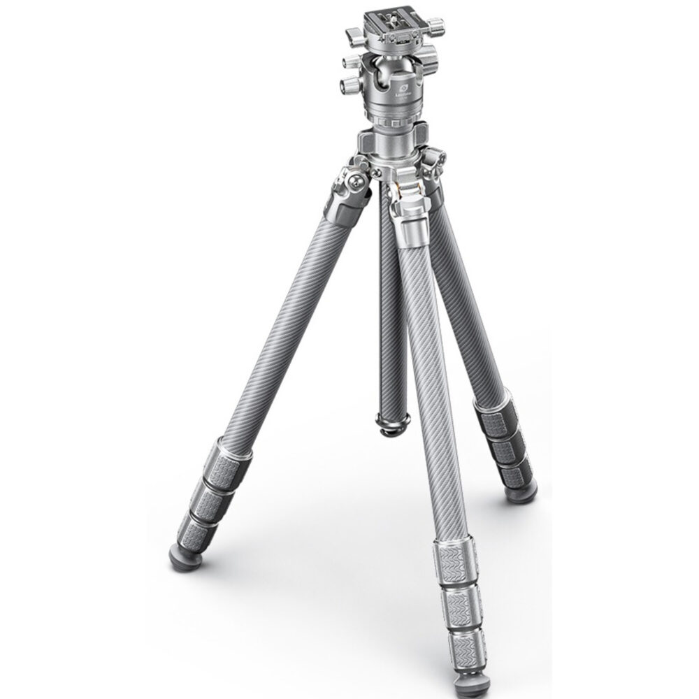 Leofoto LG-284C Tripod met LH-36R kogelkop zilver volledig uitgeklapt op productfoto.