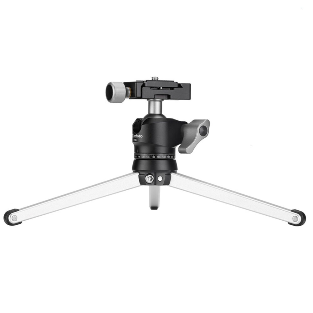 Leofoto MT-01+LH-25 Tafelstatief met LH-25 kogelkop en uitgeklapte aluminium poten op witte achtergrond
