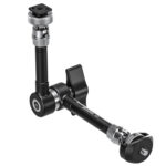 Leofoto AM-6 scharnierende arm compact opgevouwen gelenkarm met kogelkop en 1/4-inch schroef op zwarte achtergrond.