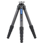 Leofoto LS-365CEX Tripod volledig uitgeklapt carbon Ranger-statief met vierdelige poten.