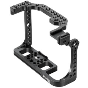 Leofoto EOS R cameracage voor Canon, schuin vooraanzicht van de open aluminium cameracage met Arca-Swiss bodemplaat.