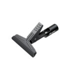 Leofoto MC-02 klem diagonaal vooraanzicht van brede veerklem met cilindrische 1/4-inch houder.