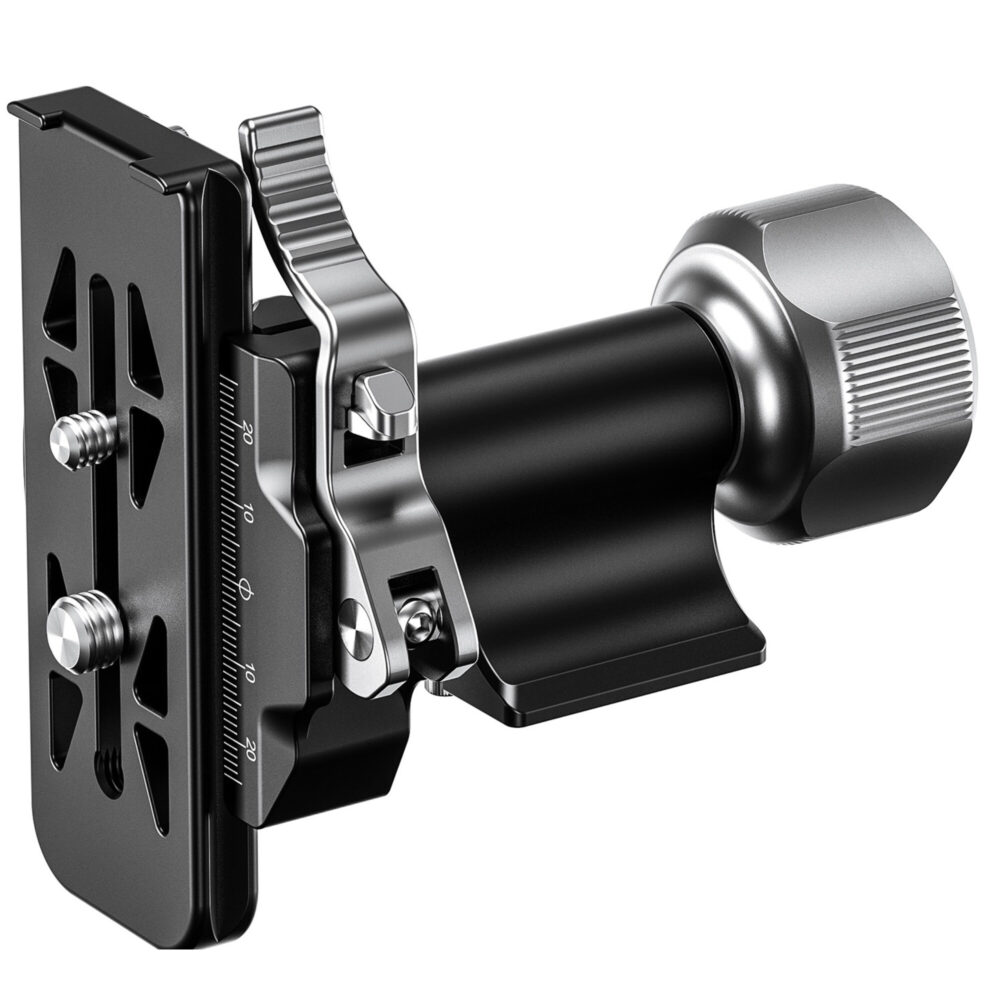 Leofoto-2-way-panheads-MPG-01L-10 Leofoto MPG-01L 2-weg kantelkop close-up van Arca-Swiss snelkoppelingsklem met gemonteerde snelkoppelplaat en dubbele schroeven.
