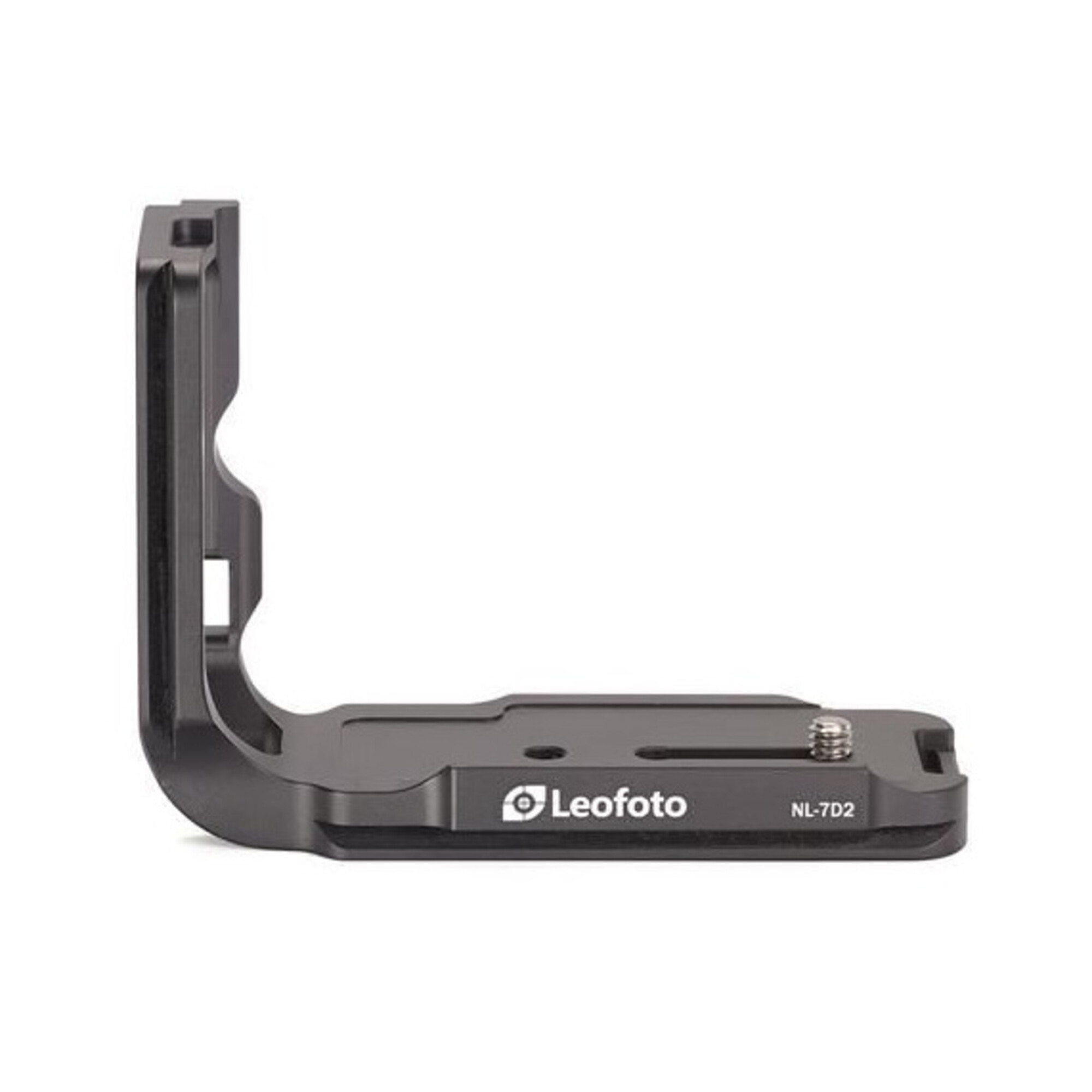 Leofoto LPC-7DII L-Beugel zijaanzicht van zwarte Arca-Swiss L-bracket met lange basisplaat, hoge zijplaat en 1/4"-statiefschroef op witte achtergrond.
