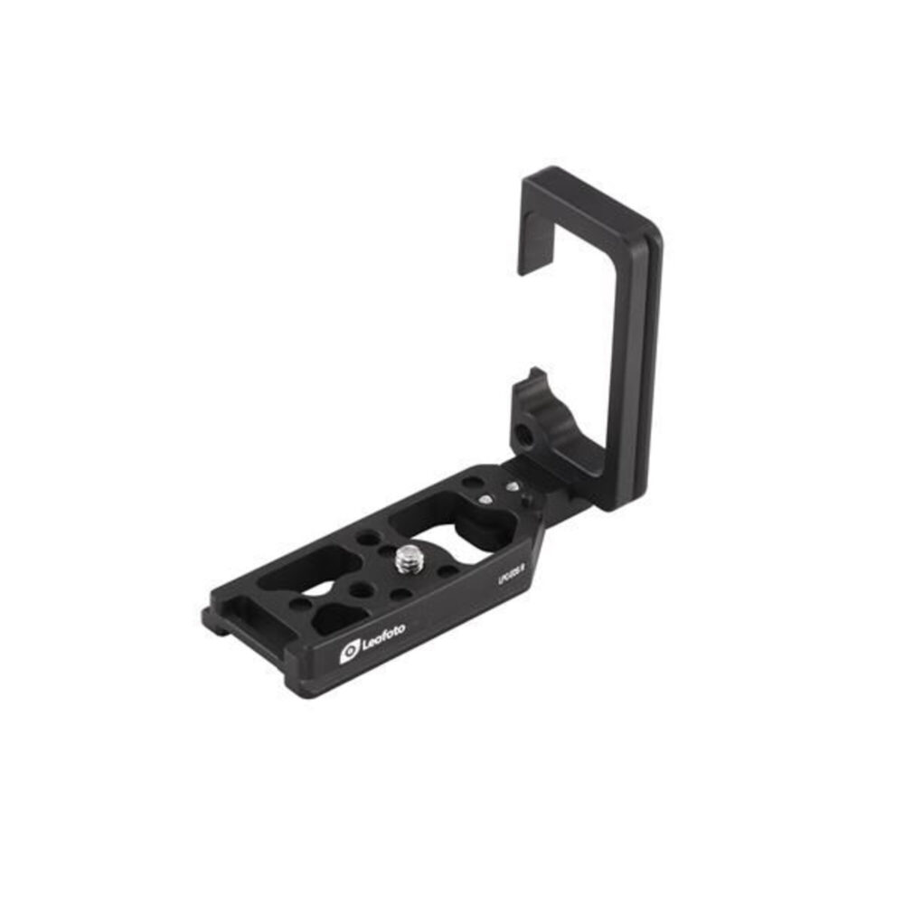 Leofoto-L-bracket-LPC-EOS-RP-for-Canon-EOS-RP-3 Leofoto LPC-EOS-RP L-Beugel Arca-Swiss-compatibele aluminium L-plaat voor Canon EOS RP in perspectiefaanzicht op witte achtergrond.