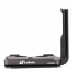 Leofoto LPF-GFX-50S L-bevestiging productfoto van zwarte aluminium L-bracket met basisplaat en verticale steun voor Fujifilm GFX 50S.