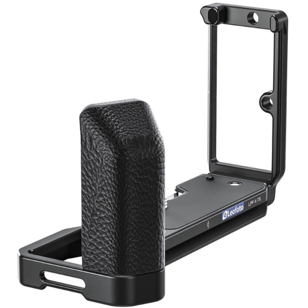 Leofoto LPF-X-T5 L-bevestiging close-up met lederen handgreep en Arca-Swiss basisplaat voor Fujifilm X-T5.