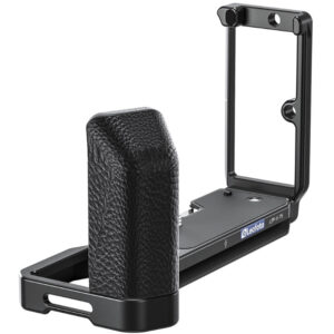 Leofoto LPF-X-T5 L-bevestiging close-up met lederen handgreep en Arca-Swiss basisplaat voor Fujifilm X-T5.