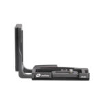 Leofoto LPN-D800 L-bevestiging zijaanzicht met basisplaat, opstaande L-zijde en 1/4-inch statiefschroef op witte achtergrond.