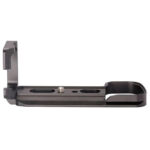 Leofoto LPS-A6300 L-Beugel zijaanzicht van zwarte Arca-Swiss L-bracket met lange basisplaat, opstaande hoek en 1/4"-schroef op witte achtergrond.