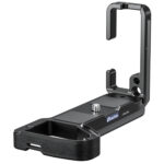 Leofoto LPS-A7R5 L-Beugel close-up van bodemplaat met 1/4-inch statiefschroef en opstaande L-steun voor Sony A7R5.