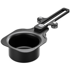 Leofoto LCH-3-2 Beugel bekerhouder in zwart aluminium met lange bevestigingsarm en stelschroef op witte achtergrond.