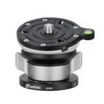 Leofoto LB-65 nivelleerinrichting close-up van 65mm leveling base met 3/8-inch schroef en geïntegreerde waterpaslibel op de topplaat.
