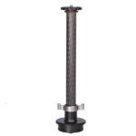 Leofoto DC404C middenzuil volledige carbon middenzuil met basis en bovenplaat in verticale positie.