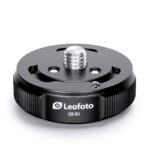 Leofoto-QS-50-quick-release-system-10 Leofoto QS-50 snelwisselsysteem close-up van ronde Quick-link basisplaat met montagebout en geribbelde rand.
