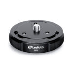 Leofoto QS-70 snelwisselsysteem bovenaanzicht van Q70 snelwisselplaat gemonteerd op QS-70 basis met statiefschroef.
