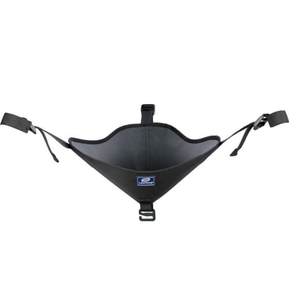 Leofoto-RB-2-storage-bag-6 Leofoto RB-2 statieftas zwarte driehoekige hangtas met drie verstelbare riemen voor bevestiging aan statiefpoten.