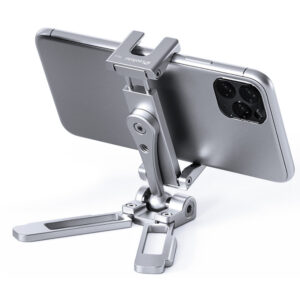 Leofoto PC-3 smartphone houder gebruikt als zilveren tafelstatief met horizontaal geplaatste smartphone.