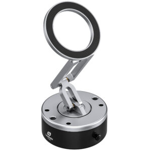 Leofoto PM-04 houder magnetische telefoonring op volledig uitgevouwen arm boven elektrische zuignapbasis op witte achtergrond.