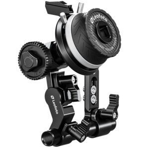 Leofoto LFF-01 Camera Cage vooraanzicht op follow focus-systeem met focuswiel en bevestigingsarm