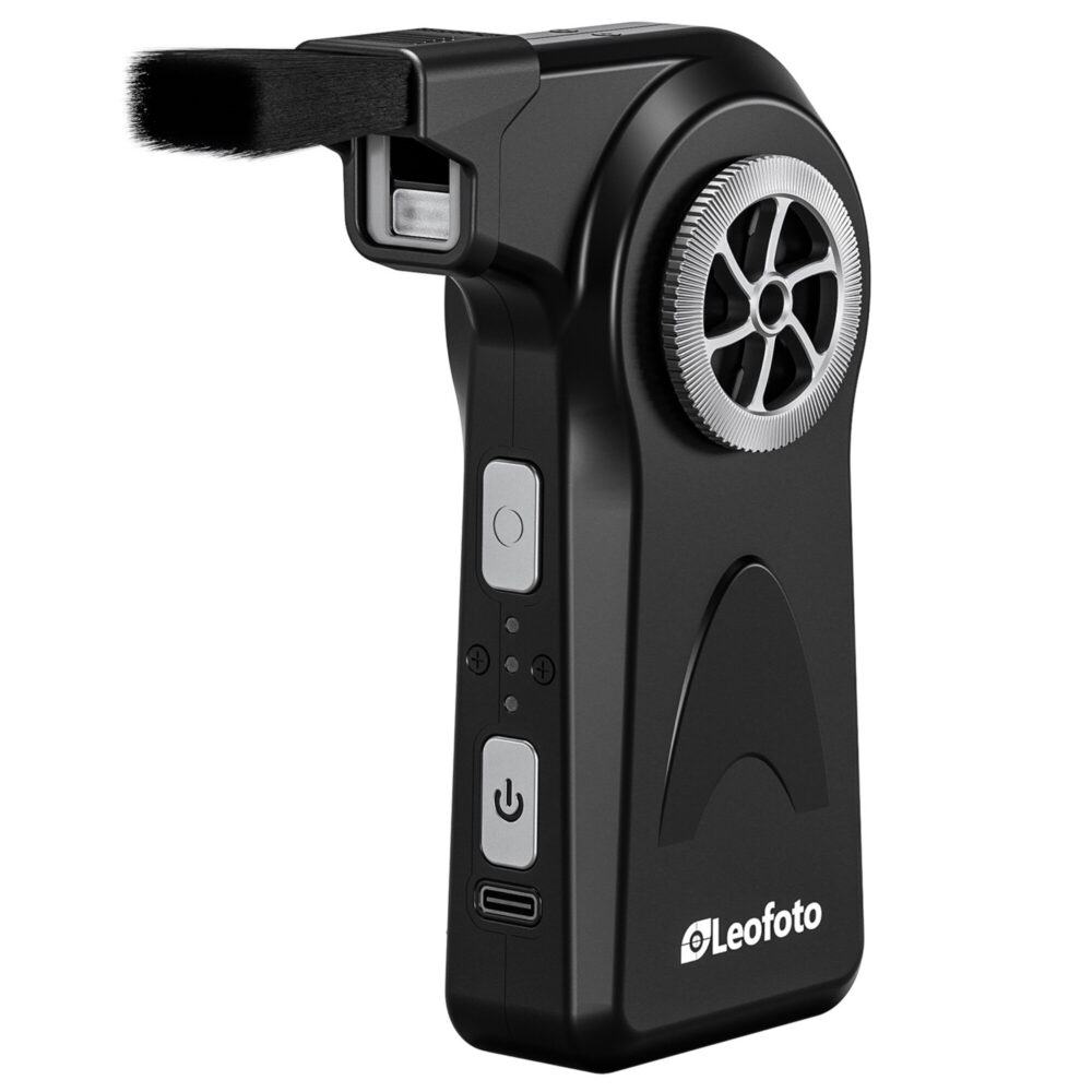 Leofoto EB-01 Mini-Blower met ventilatoruitgang en aan/uitknoppen in zijaanzicht