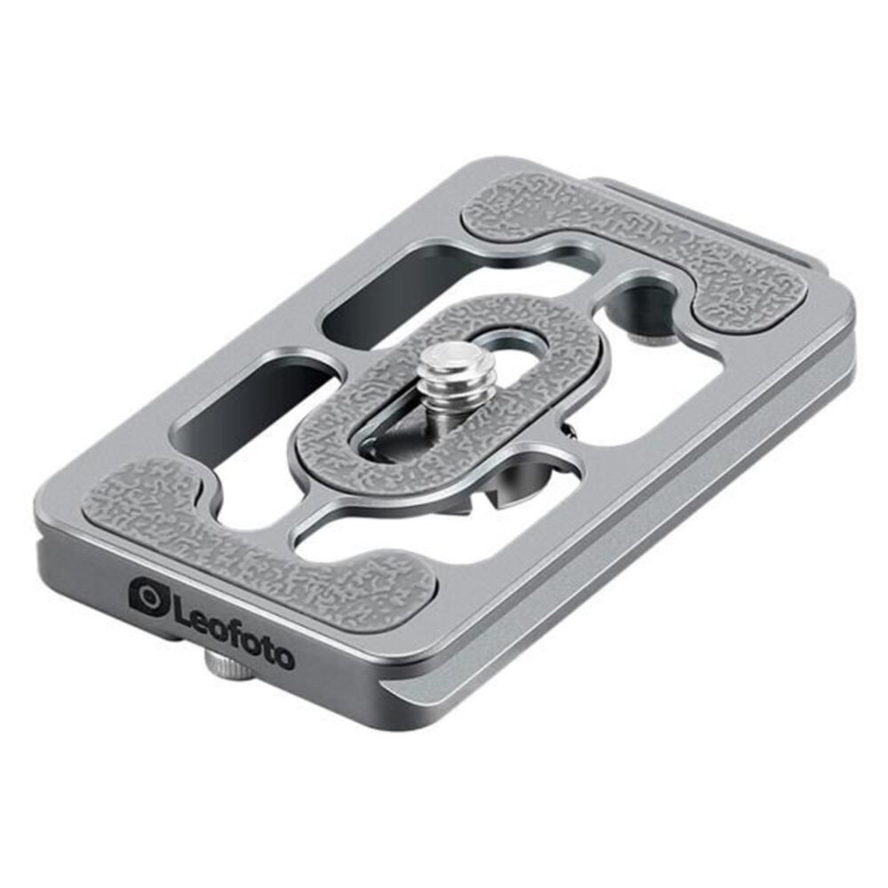 Leofoto NP-65T Snelkoppelingsplaat silver bovenaanzicht met griprubbers en 1/4-inch cameraschroef