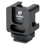 Leofoto FA-07 Hotshoe-Adapter schuin vooraanzicht met compact aluminium ontwerp