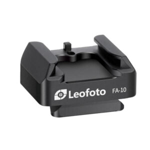 Leofoto FA-10 Hotshoe-Adapter met cold shoe en V-vormige onderzijde voor FA-serie montage