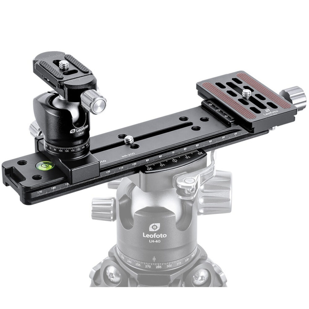Leofoto FDM-01 Dualhalterung montage op statiefkop met NR-200 rail, kogelkop en snelwisselplaat