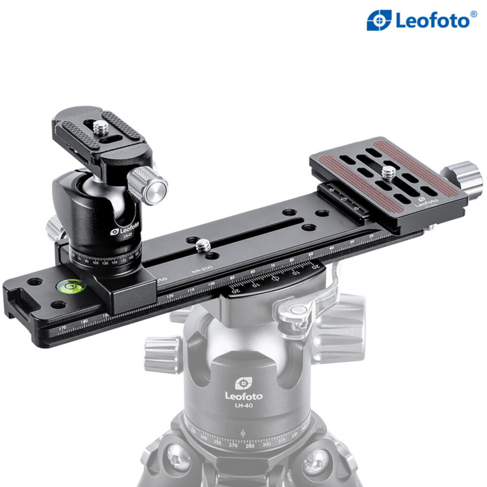 Leofoto FDM-01 Dualhalterung detail van NR-200 rail met geïntegreerde snelkoppeling en montageplaat