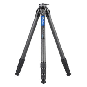 Leofoto LS-284CEX Tripod carbon Ranger volledig uitgeklapt met nivelleerbasis.