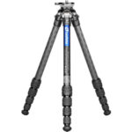Leofoto LS-225CEX Tripod carbon Ranger statief volledig uitgeklapt op maximale hoogte.