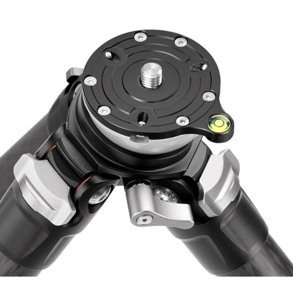 Leofoto LS-255CEX Tripod carbon Ranger Leveling bovenaanzicht van nivelleerbasis met libel.