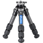 Leofoto LS-223CEX Tripod close-up korte carbon poten met grote draaivergrendelingen.