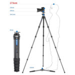 Leofoto LS-255CEX Tripod carbon Ranger Leveling matenoverzicht met maximale hoogte naast silhouet.