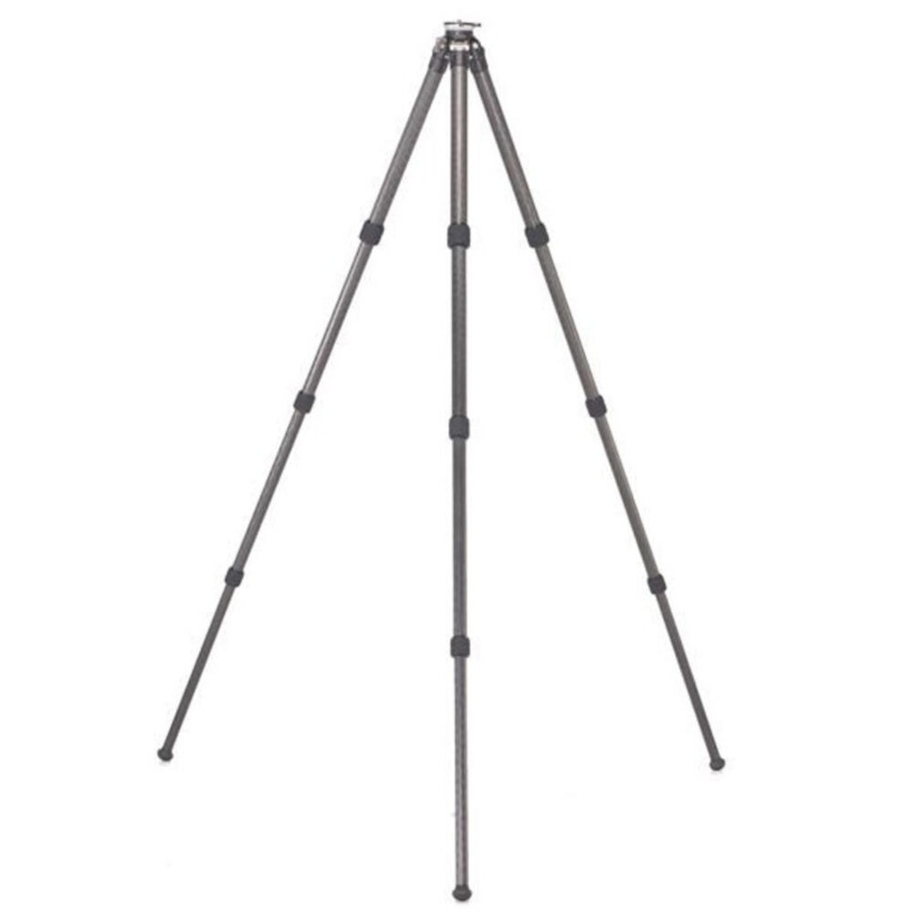 Leofoto LS-324CEX Tripod frontaal gezien op maximale hoogte met dun uitgezette poten.