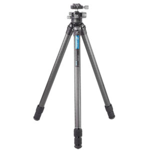 Leofoto LS-323C Tripod carbon Ranger volledig uitgeklapt met gemonteerde LH-40 kogelkop vooraanzicht.