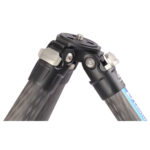 Leofoto LS-324C Tripod close-up van potenscharnieren met hoekverstelling in verschillende standen.