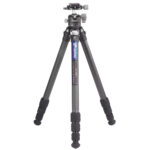 Leofoto LS-254C Tripod carbon Ranger volledig uitgeklapt met gemonteerde LH-30 kogelkop vooraanzicht.