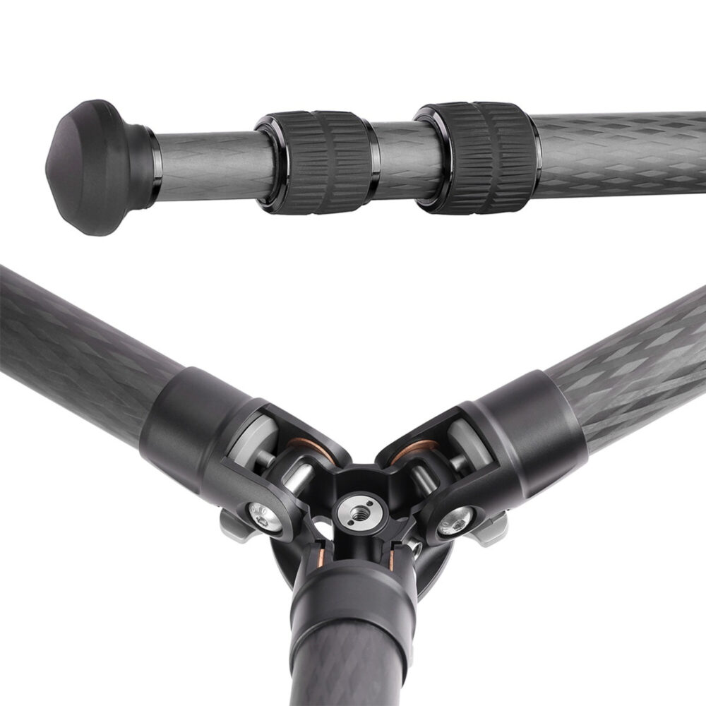 Leofoto LS-323C Tripod close-up van carbon poten met draaisluitingen en verwisselbare voet.